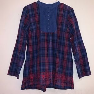 🍏 - Denim & Company sz M Pleated Embroidered Front Plaid Tunic